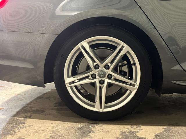 A4 2.0TFSIクワトロスポーツ Sラインパッケージ マトリクスLEDライト バーチャルコックピット パワーシート&シートヒーター 5ツインスポークスター18インチアルミ アダプティブクルコン(30枚目)