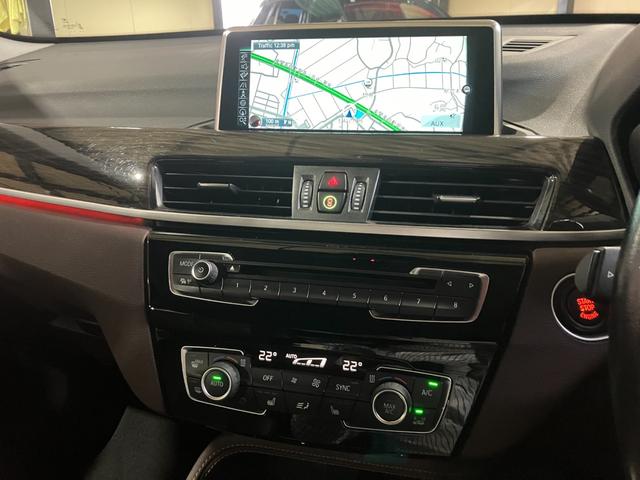 Ｘ１ ｘＤｒｉｖｅ　１８ｄ　ｘライン　茶革シート　ドライビングアシスト　パーキングアシスト　ＰＤＣ　ＬＥＤヘッドライト　Ｆパワーシート　シートヒーター　オートテールゲート　ＥＴＣ　純正１８インチアロイホイール（4枚目）