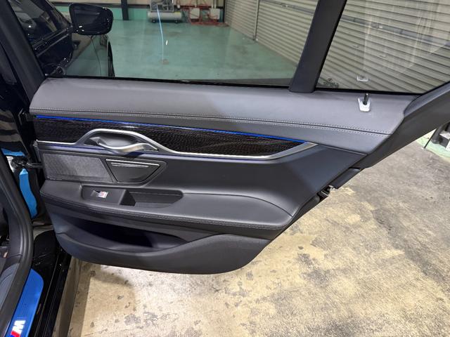 7シリーズ 740i Mスポーツ 電動ガラスサンルーフ エクスクルーシブナッパレザー ヒート&ベンチレーションシート BMWレーザーライト ACC パーキングアシストプラス ソフトクローズドア 電動トランクリッド HUD(17枚目)