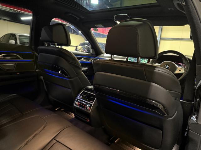 7シリーズ 740i Mスポーツ 電動ガラスサンルーフ エクスクルーシブナッパレザー ヒート&ベンチレーションシート BMWレーザーライト ACC パーキングアシストプラス ソフトクローズドア 電動トランクリッド HUD(19枚目)