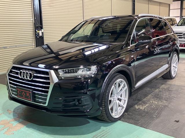 Q7 2.0TFSIクワトロ Sラインパッケージ 7シーターPKG リアアシスタンスPKG オールホイールステアリング マトリクスLEDヘッドライト バーチャルコックピット サラウンドビュー オートテールゲート ロティフォーム22インチアルミ(21枚目)