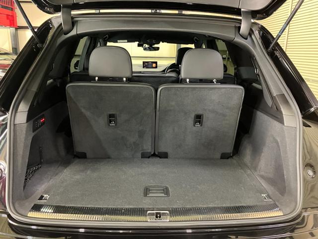 Q7 2.0TFSIクワトロ Sラインパッケージ 7シーターPKG リアアシスタンスPKG オールホイールステアリング マトリクスLEDヘッドライト バーチャルコックピット サラウンドビュー オートテールゲート ロティフォーム22インチアルミ(29枚目)