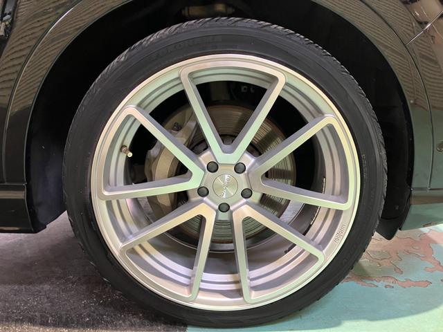 Q7 2.0TFSIクワトロ Sラインパッケージ 7シーターPKG リアアシスタンスPKG オールホイールステアリング マトリクスLEDヘッドライト バーチャルコックピット サラウンドビュー オートテールゲート ロティフォーム22インチアルミ(49枚目)