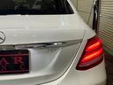 Ｅ２００　アバンギャルド　スポーツ　レーダーセーフティＰＫＧ　３６０°カメラ　アンビエントライト　ＡｐｐｌｅＣａｒＰｌａｙ　アダプティブクルーズコントロール　ブラインドスポットモニター　シートヒーター　フルセグ　メモリ付きパワーシート（44枚目）
