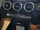 Ｂ２００ｄ　ＡＭＧライン　アクティブブレーキアシスト　アクティブレーンキーピングアシスト　パワートランク　ハーフレザーシート　シートヒーター　純正ナビ　レーダークルコン　３６０°カメラ　ＥＴＣ（10枚目）