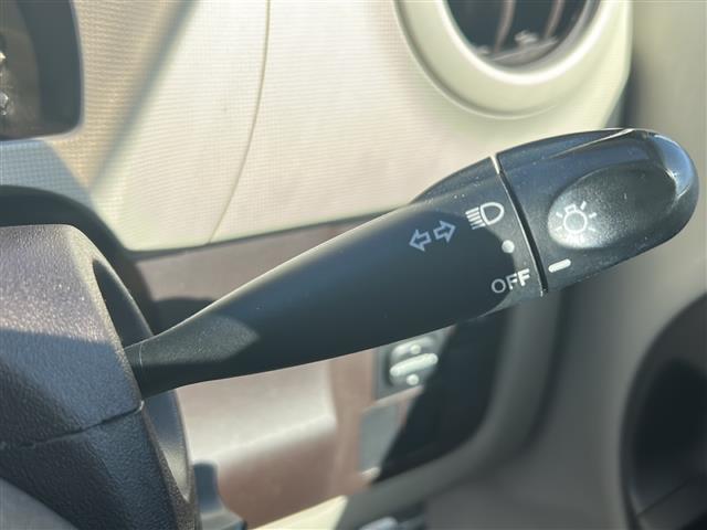 パッソ Ｘ　ユルリ　◆４ＷＤ◆寒冷地仕様◆純正ナビ　品番ＮＳＣＮ－Ｗ６０（ＡＭ／ＦＭ／ＣＤ）◆エンジンスターター◆ＥＴＣ◆冬タイヤ　１３インチ積込◆ＡＢＳ◆スペアキー（7枚目）