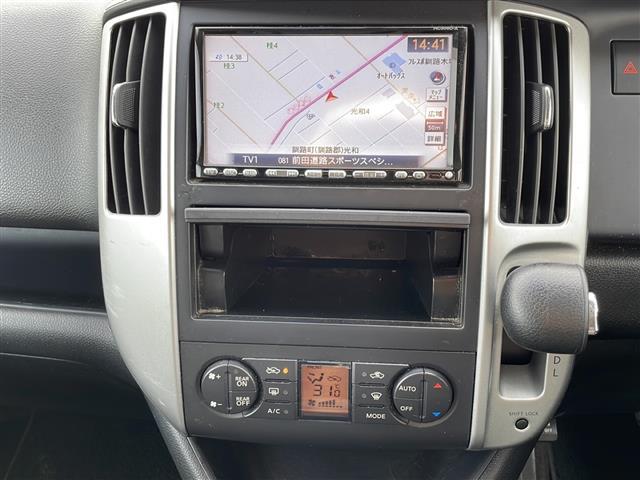 セレナ ハイウェイスター　４ＷＤ／純正ＨＤＤナビ　ＨＣ３０８Ａ－Ａ（ＡＭ／ＦＭ／ＣＤ）フルセグＴＶ／バックカメラ／オートライト／社外エンジンスターター（2枚目）