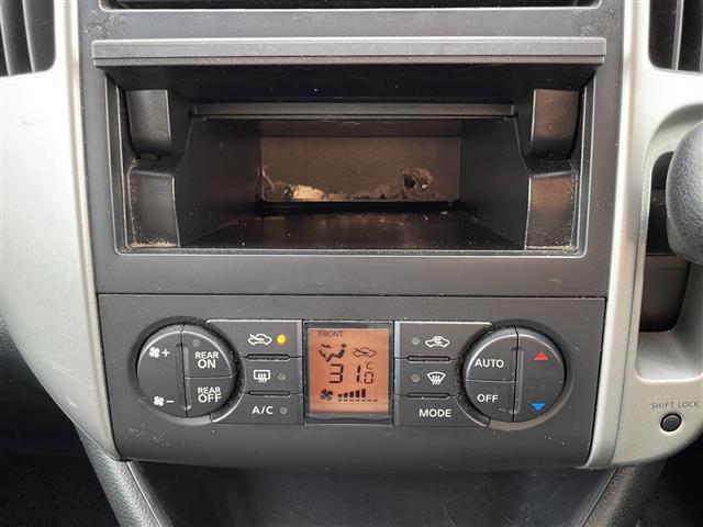 セレナ ハイウェイスター　４ＷＤ／純正ＨＤＤナビ　ＨＣ３０８Ａ－Ａ（ＡＭ／ＦＭ／ＣＤ）フルセグＴＶ／バックカメラ／オートライト／社外エンジンスターター（6枚目）