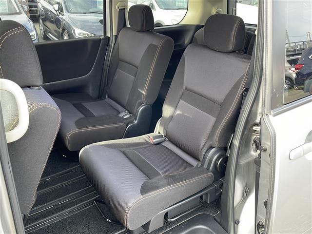 セレナ ハイウェイスター　４ＷＤ／純正ＨＤＤナビ　ＨＣ３０８Ａ－Ａ（ＡＭ／ＦＭ／ＣＤ）フルセグＴＶ／バックカメラ／オートライト／社外エンジンスターター（22枚目）