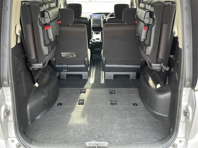 セレナ ハイウェイスター　４ＷＤ／純正ＨＤＤナビ　ＨＣ３０８Ａ－Ａ（ＡＭ／ＦＭ／ＣＤ）フルセグＴＶ／バックカメラ／オートライト／社外エンジンスターター（25枚目）