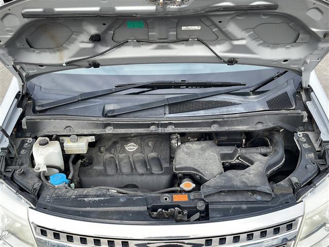 セレナ ハイウェイスター　４ＷＤ／純正ＨＤＤナビ　ＨＣ３０８Ａ－Ａ（ＡＭ／ＦＭ／ＣＤ）フルセグＴＶ／バックカメラ／オートライト／社外エンジンスターター（39枚目）