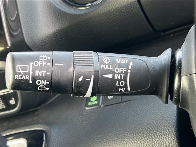 Ｎ－ＢＯＸ Ｇ・Ｌホンダセンシング　純正８インチナビ　フルセグ　ＤＶＤ　Ｂｌｕｅｔｏｏｔｈ　ドラレコ　ＥＴＣ　Ｂカメ　片パワ　ＳヒーターＡＣＣ　レーンアシスト　リアコーナーセンサー　衝突軽減ブレーキ　スマートキー　プッシュスタート（11枚目）