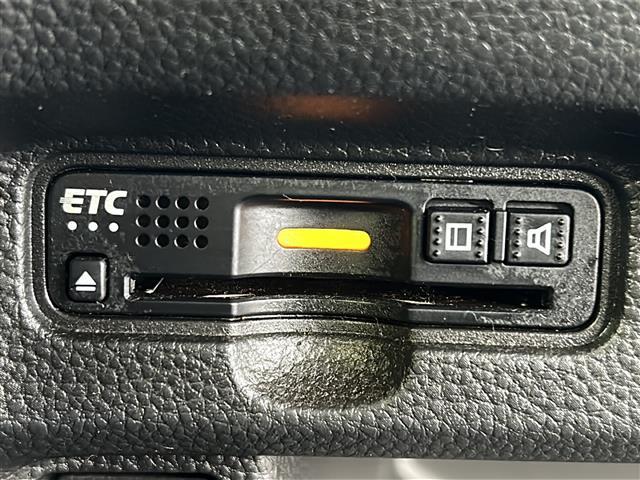 Ｎ－ＢＯＸ Ｇ・Ｌホンダセンシング　純正８インチナビ　フルセグ　ＤＶＤ　Ｂｌｕｅｔｏｏｔｈ　ドラレコ　ＥＴＣ　Ｂカメ　片パワ　ＳヒーターＡＣＣ　レーンアシスト　リアコーナーセンサー　衝突軽減ブレーキ　スマートキー　プッシュスタート（14枚目）
