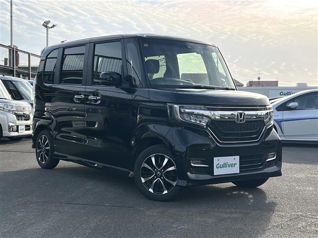 Ｎ－ＢＯＸ Ｇ・Ｌホンダセンシング　純正８インチナビ　フルセグ　ＤＶＤ　Ｂｌｕｅｔｏｏｔｈ　ドラレコ　ＥＴＣ　Ｂカメ　片パワ　ＳヒーターＡＣＣ　レーンアシスト　リアコーナーセンサー　衝突軽減ブレーキ　スマートキー　プッシュスタート（22枚目）