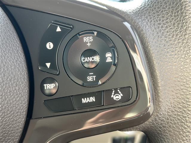 Ｎ－ＢＯＸ Ｇ・Ｌホンダセンシング　純正メモリナビ　フルセグＴＶ　ＤＶＤ再生　Ｂｌｕｅｔｏｏｔｈ　ドラレコ　ＥＴＣ　バックカメラ　片側パワスラ　シーヒーター　ＡＣＣ　リアコーナーセンサー　レーンアシスト　衝突軽減ブレーキ　スマートキー（11枚目）