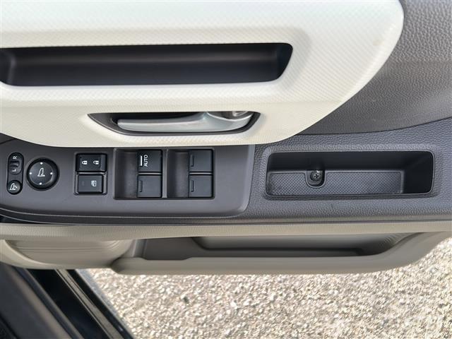 Ｎ－ＢＯＸ Ｇ・Ｌホンダセンシング　純正メモリナビ　フルセグＴＶ　ＤＶＤ再生　Ｂｌｕｅｔｏｏｔｈ　ドラレコ　ＥＴＣ　バックカメラ　片側パワスラ　シーヒーター　ＡＣＣ　リアコーナーセンサー　レーンアシスト　衝突軽減ブレーキ　スマートキー（17枚目）