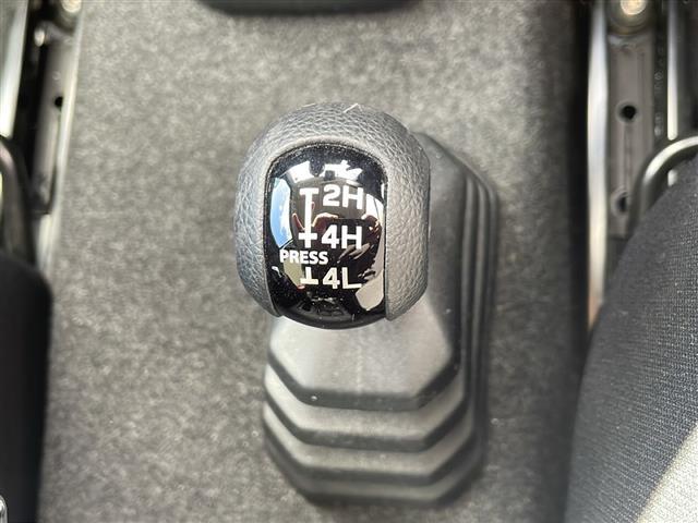 ジムニー XC ◆4WD◆ワンオーナー◆ビルトインETC◆シートヒーター◆純正夏タイヤ積込◆純正16インチAW◆純正フロアマット◆レーンキープアシスト◆オートライト◆フォグランプ◆ABS◆横滑り防止(15枚目)