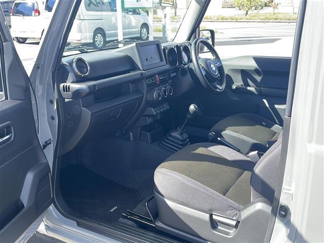 ジムニー XC ◆4WD◆ワンオーナー◆ビルトインETC◆シートヒーター◆純正夏タイヤ積込◆純正16インチAW◆純正フロアマット◆レーンキープアシスト◆オートライト◆フォグランプ◆ABS◆横滑り防止(19枚目)