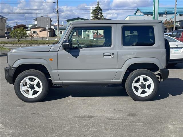 ジムニー XC ◆4WD◆ワンオーナー◆ビルトインETC◆シートヒーター◆純正夏タイヤ積込◆純正16インチAW◆純正フロアマット◆レーンキープアシスト◆オートライト◆フォグランプ◆ABS◆横滑り防止(31枚目)