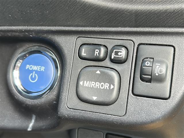 アクア G 社外メモリナビ フルセグTV DVD再生 Bluetooth 前方ドラレコ バックカメラ スマートキー プッシュスタート 純正フロアマット(13枚目)