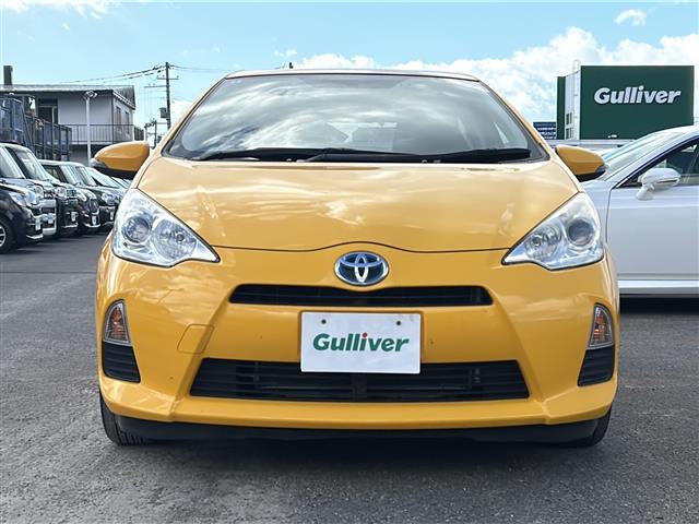 アクア G 社外メモリナビ フルセグTV DVD再生 Bluetooth 前方ドラレコ バックカメラ スマートキー プッシュスタート 純正フロアマット(24枚目)