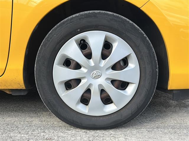 アクア G 社外メモリナビ フルセグTV DVD再生 Bluetooth 前方ドラレコ バックカメラ スマートキー プッシュスタート 純正フロアマット(31枚目)