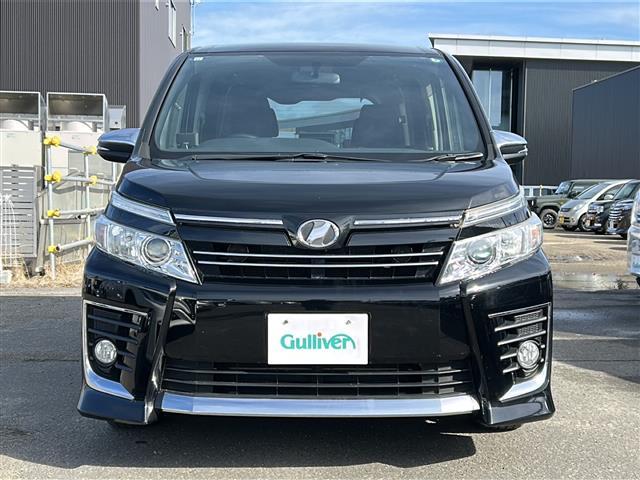 ヴォクシー ＺＳ　煌　社外ＨＤＤナビ　地デジＴＶ　ＤＶＤ再生　Ｂｌｕｅｔｏｏｔｈ　ＥＴＣ　バックカメラ　両側パワスラ　スマートキー　プッシュスタート　純正ＬＥＤヘッドライト　純正１６インチアルミホイール　純正フロアマット（24枚目）