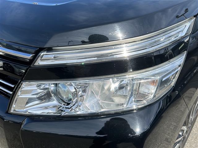 ヴォクシー ＺＳ　煌　社外ＨＤＤナビ　地デジＴＶ　ＤＶＤ再生　Ｂｌｕｅｔｏｏｔｈ　ＥＴＣ　バックカメラ　両側パワスラ　スマートキー　プッシュスタート　純正ＬＥＤヘッドライト　純正１６インチアルミホイール　純正フロアマット（34枚目）