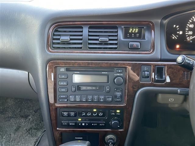 マークⅡ グランデ　レガリア　Ｇエディション　純正オーディオ　ＣＤ再生　前後ドラレコ　Ｄ席パワーシート　リモコンキー　純正ＨＩＤヘッドライト　純正１５インチアルミホイール　純正フロアマット（2枚目）