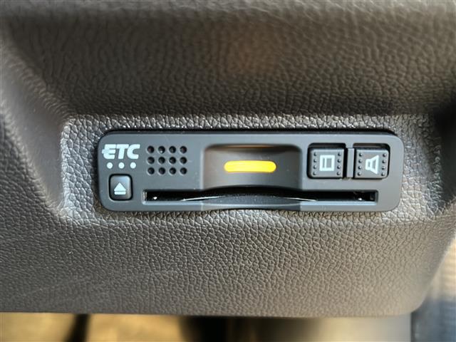 フリード G・ホンダセンシング 純正メモリナビ フルセグ DVD Bluetooth ドラレコ ETC バックカメラ 両側パワスラ シートヒーター ACC リアコーナーセンサー レーンアシスト 衝突軽減ブレーキ スマートキー(17枚目)