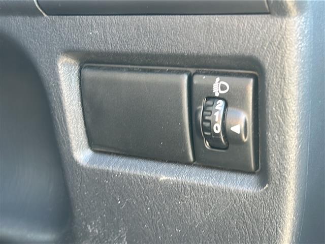 ジムニー XG 社外オーディオ CD再生 リモコンキー 純正16インチアルミホイール 社外フロアマット(13枚目)