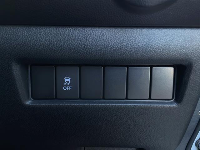 スイフトスポーツ ベースグレード 社外ディスプレイオーディオ DVD再生 Bluetooth シートヒーター クルーズコントロール スマートキー プッシュスタート 純正LEDヘッドライト 純正フロアマット 社外15インチアルミホイール(16枚目)