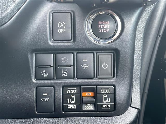 ヴォクシー ＺＳ　煌ＩＩＩ　４ＷＤ／寒冷地仕様／ワンオーナー／フルモデリスタエアロ／オートステップ／純正エンジンスターター／純正夏ＡＷセット積込／Ｔ－ｃｏｎｅｃｔ９インチナビ／フルセグＴＶ／バックカメラ／両側パワースライドドア（8枚目）