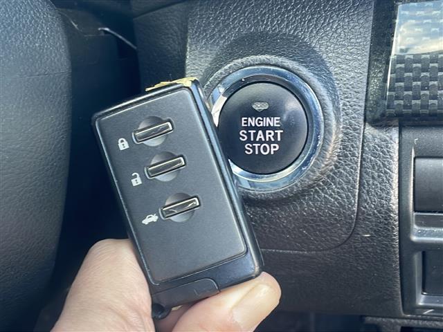 レガシィＢ４ ２．５ｉ　ＢスポーツアイサイトＧパッケージ　社外メモリナビ　フルセグＴＶ　ＤＶＤ再生　Ｂｌｕｅｔｏｏｔｈ　前後ドラレコ　ＥＴＣ　Ｂカメ　前席Ｐシート　クルーズコントロール　レーンアシスト　プリクラッシュブレーキ　スマートキー　プッシュスタート（17枚目）