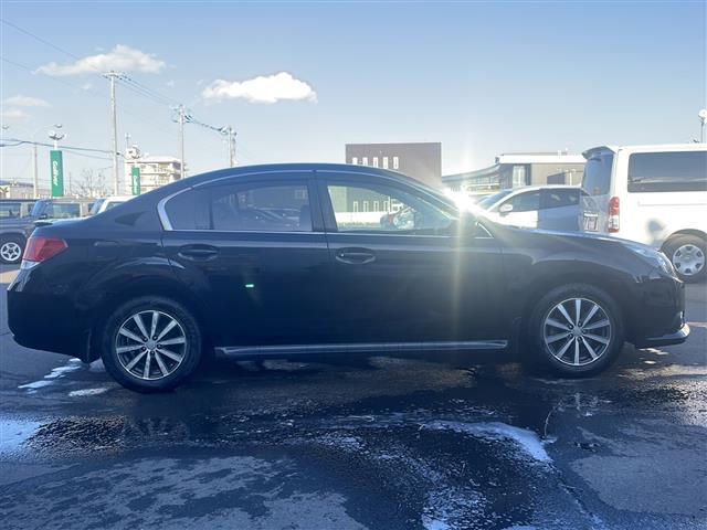 レガシィＢ４ ２．５ｉ　ＢスポーツアイサイトＧパッケージ　社外メモリナビ　フルセグＴＶ　ＤＶＤ再生　Ｂｌｕｅｔｏｏｔｈ　前後ドラレコ　ＥＴＣ　Ｂカメ　前席Ｐシート　クルーズコントロール　レーンアシスト　プリクラッシュブレーキ　スマートキー　プッシュスタート（30枚目）