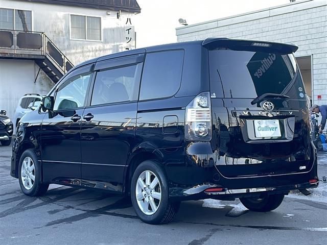 ヴォクシー Ｚ　社外ＳＤナビ　フルセグＴＶ　ＤＶＤ再生　Ｂｌｕｅｔｏｏｔｈ　リモコンキー　純正ＨＩＤヘッドライト　純正１６インチアルミホイール　純正フロアマット（25枚目）