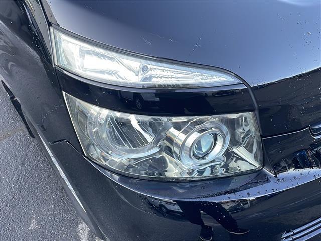 ヴォクシー Ｚ　社外ＳＤナビ　フルセグＴＶ　ＤＶＤ再生　Ｂｌｕｅｔｏｏｔｈ　リモコンキー　純正ＨＩＤヘッドライト　純正１６インチアルミホイール　純正フロアマット（33枚目）