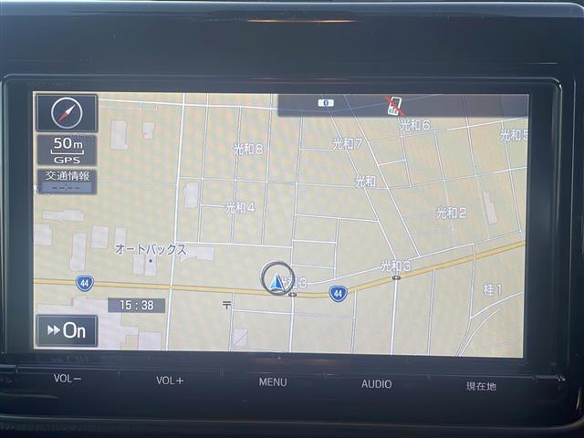 ヴォクシー Ｖ　純正９インチナビ　フルセグ　ＤＶＤ　Ｂｌｕｅｔｏｏｔｈ　前後ドラレコ　ＥＴＣ　Ｂカメ　両側パワスラ　クルーズコントロール　レーンアシスト　プリクラッシュセーフティ　スマートキー　プッシュスタート（2枚目）