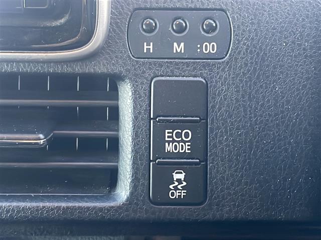 ヴォクシー Ｖ　純正９インチナビ　フルセグ　ＤＶＤ　Ｂｌｕｅｔｏｏｔｈ　前後ドラレコ　ＥＴＣ　Ｂカメ　両側パワスラ　クルーズコントロール　レーンアシスト　プリクラッシュセーフティ　スマートキー　プッシュスタート（13枚目）