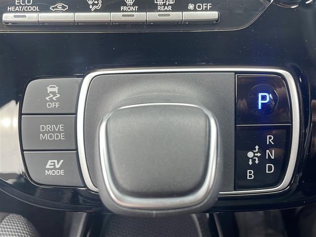 アクア Ｇ　◆寒冷地仕様◆純正ディスプレイオーディオ◆ドライブレコーダー　前のみ◆ＥＴＣ◆バックカメラ◆ミラーヒーター◆ステアリングスイッチ◆純正フロアマット◆革巻きステアリング◆アイドリングストップ（12枚目）