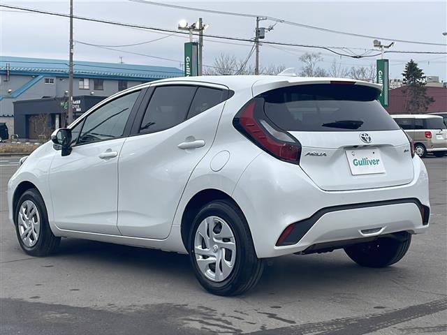 アクア Ｇ　◆寒冷地仕様◆純正ディスプレイオーディオ◆ドライブレコーダー　前のみ◆ＥＴＣ◆バックカメラ◆ミラーヒーター◆ステアリングスイッチ◆純正フロアマット◆革巻きステアリング◆アイドリングストップ（43枚目）