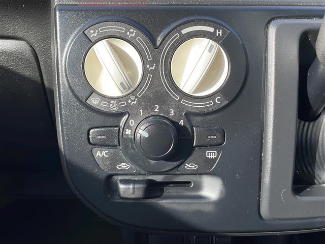 アルト Ｌ　純正オーディオ　ＣＤ再生　前席シートヒーター　デュアルセンサーブレーキサポート　リモコンキー　純正フロアマット　社外１３インチアルミホイール（5枚目）