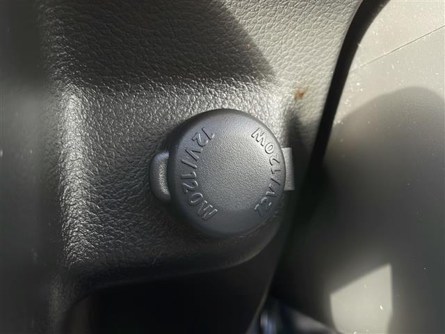 アルト Ｌ　純正オーディオ　ＣＤ再生　前席シートヒーター　デュアルセンサーブレーキサポート　リモコンキー　純正フロアマット　社外１３インチアルミホイール（12枚目）