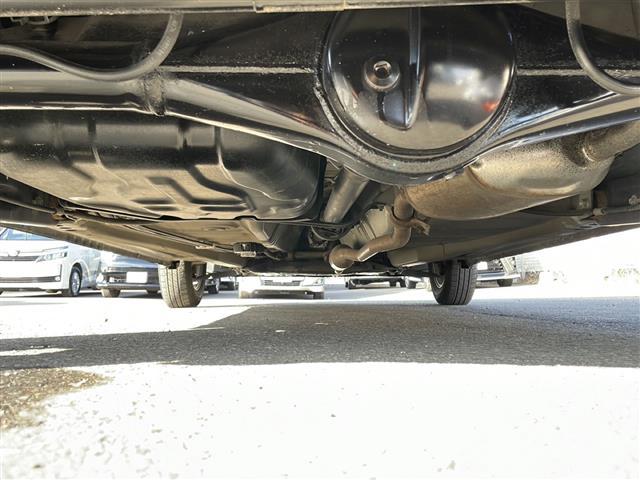 アルト Ｌ　純正オーディオ　ＣＤ再生　前席シートヒーター　デュアルセンサーブレーキサポート　リモコンキー　純正フロアマット　社外１３インチアルミホイール（40枚目）