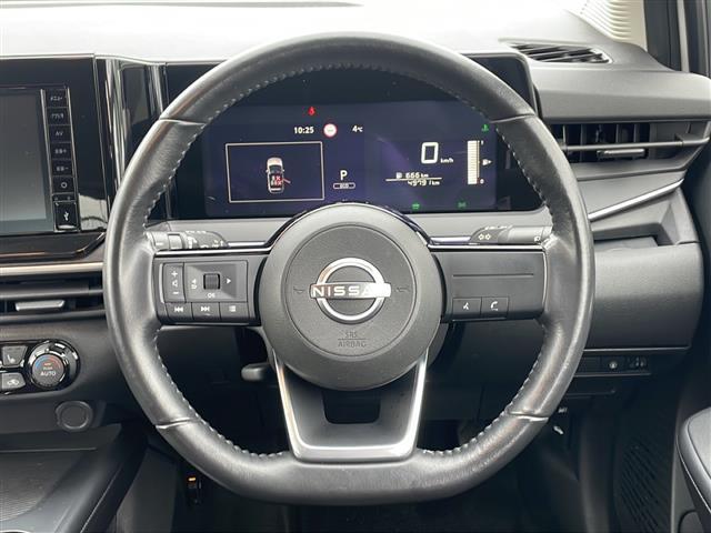 ノート X FOUR ◆4WD◆ディスプレイオーディオ◆ドライブレコーダー前のみ◆ETC◆バックカメラ◆シートヒーター◆ステアリングヒーター◆マイパイロット◆純正フロアマット◆コーナーセンサー 前後◆オートライト(2枚目)