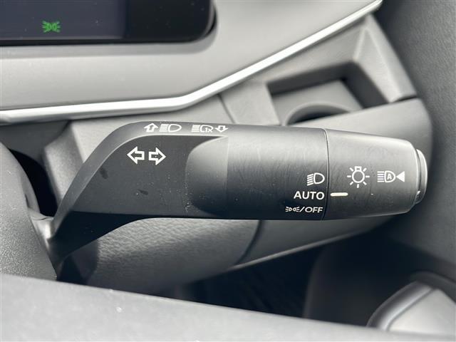 ノート X FOUR ◆4WD◆ディスプレイオーディオ◆ドライブレコーダー前のみ◆ETC◆バックカメラ◆シートヒーター◆ステアリングヒーター◆マイパイロット◆純正フロアマット◆コーナーセンサー 前後◆オートライト(9枚目)