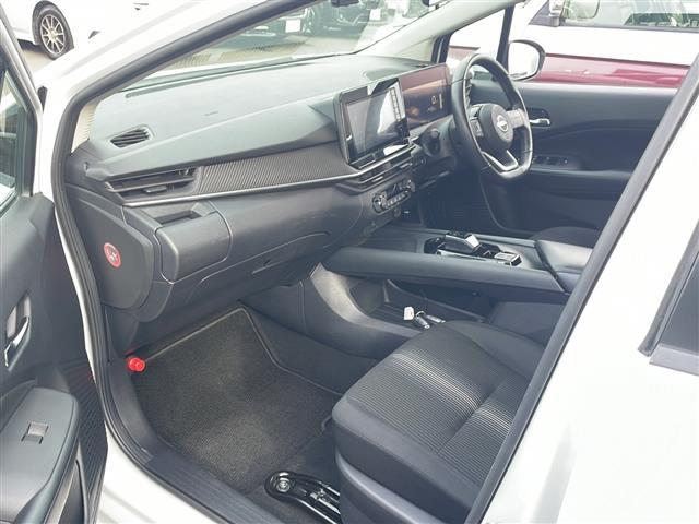 ノート X FOUR ◆4WD◆ディスプレイオーディオ◆ドライブレコーダー前のみ◆ETC◆バックカメラ◆シートヒーター◆ステアリングヒーター◆マイパイロット◆純正フロアマット◆コーナーセンサー 前後◆オートライト(20枚目)