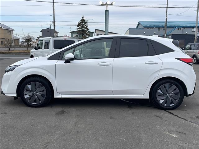 ノート X FOUR ◆4WD◆ディスプレイオーディオ◆ドライブレコーダー前のみ◆ETC◆バックカメラ◆シートヒーター◆ステアリングヒーター◆マイパイロット◆純正フロアマット◆コーナーセンサー 前後◆オートライト(31枚目)