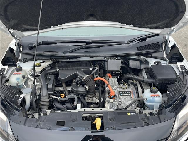 ノート X FOUR ◆4WD◆ディスプレイオーディオ◆ドライブレコーダー前のみ◆ETC◆バックカメラ◆シートヒーター◆ステアリングヒーター◆マイパイロット◆純正フロアマット◆コーナーセンサー 前後◆オートライト(39枚目)