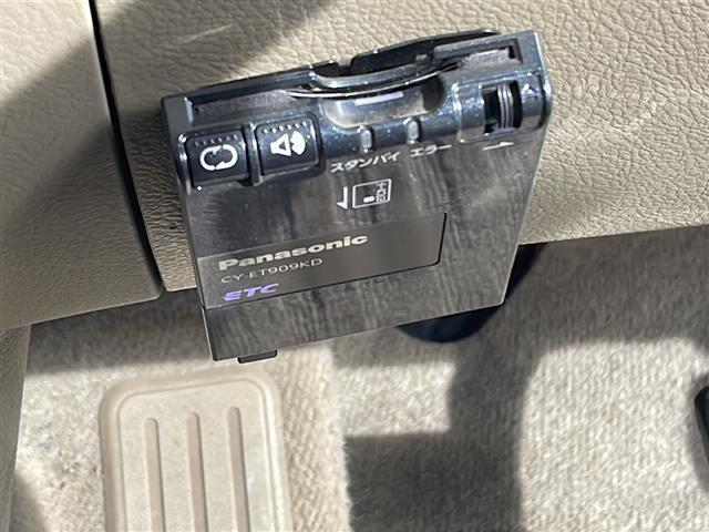 ヴァンガード ２４０Ｓ　サンルーフ　社外オーディオ　ＣＤ再生　ＥＴＣ　クルーズコントロール　スマートキー　プッシュスタート　純正ＨＩＤヘッドライト　純正フロアマット　社外２０インチアルミホイール（18枚目）